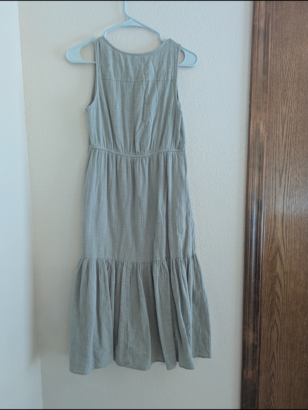 Rachel Zoe Sleeveless Tiered Midi Dress in Sage - Picture 2 of 2